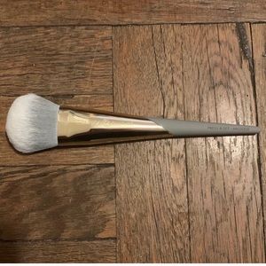 💛 3 for $20 Complex Culture Bronzer brush BN